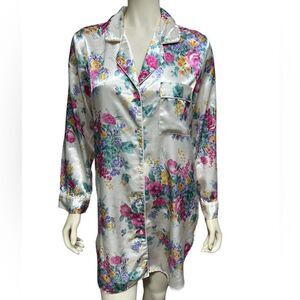 1980’s Vintage Floral Silky Cotton Lined Long Sleeve Pajama Top Button Up Shirt
